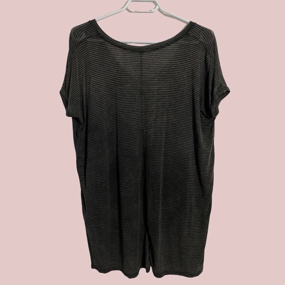 BRANDY MELVILLE STRIPED TEE - Picture 2 of 2